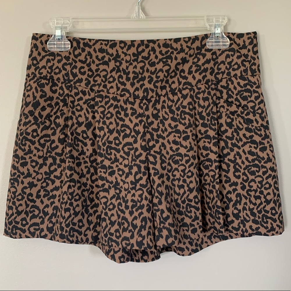 LOFT Animal Cheetah Print High Rise Shorts SZ 6